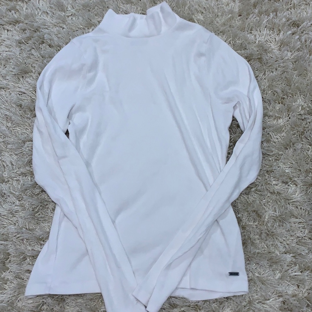 Hollister White Long-Sleeve Turtleneck